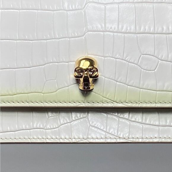 Alexander McQueen Small Skull Croc-Embossed Shoulder Bag - Picture 5 of 12